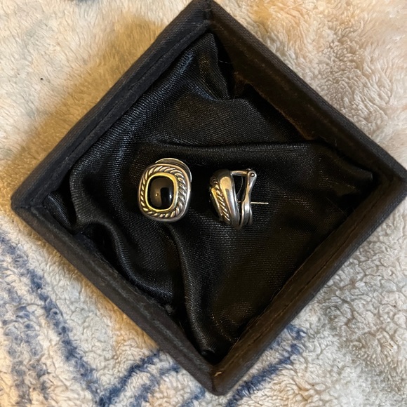 DAVID YURMAN BLACK ONYX ALBION EARRINGS - Picture 5 of 8